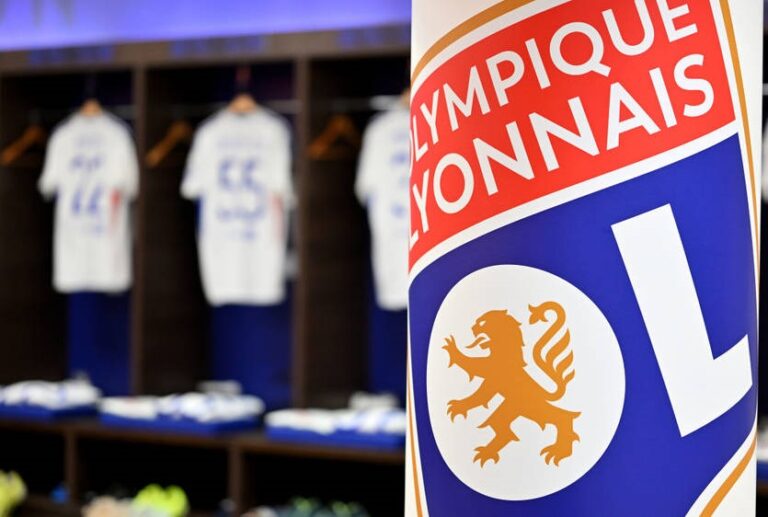 Новини спорту - 75-річчя Ліон відзначить на полі в клубній формі унікального зразка