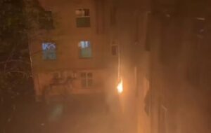 Новини Києва - Атака на Київ: палає багатоповерхівка