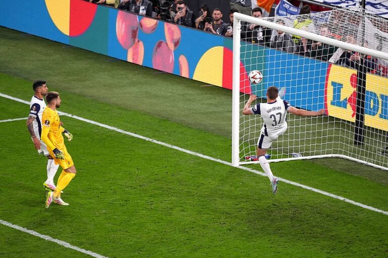 Новини спорту - Фінал Ліги Європи закінчився: Тоттенгем здолав Манчестер Юнайтед