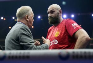Новини спорту - Френк Воррен: При поверненні Ф’юрі бокс здатен виграти