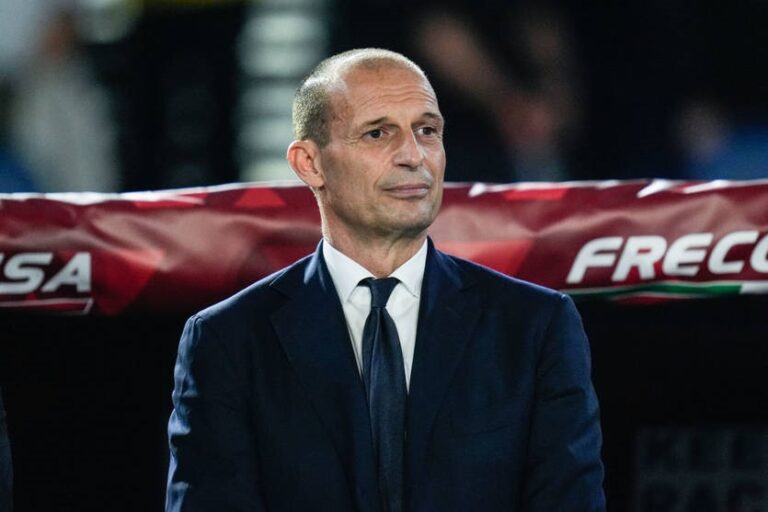 Новини спорту - Названо тренера, якого розглядають у Наполі замість Конте