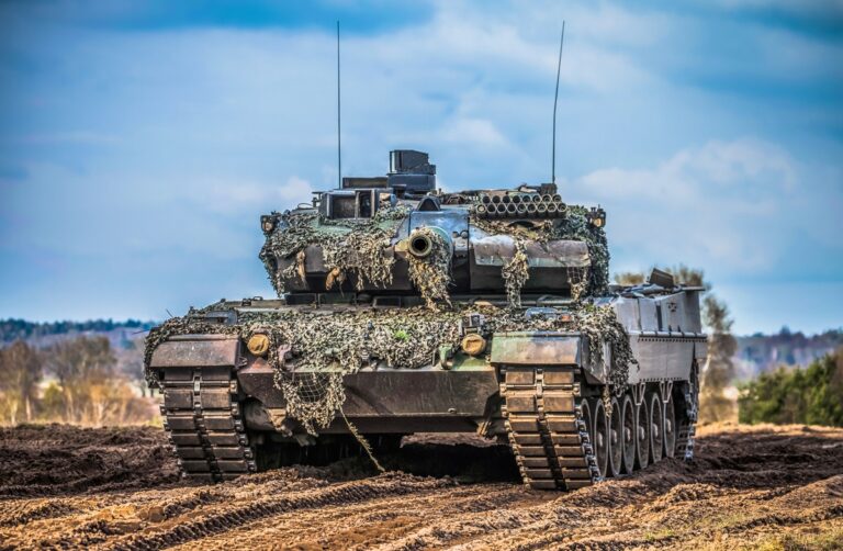 Новини світу - Нідерланди закуплять сучасні танки Leopard 2A8