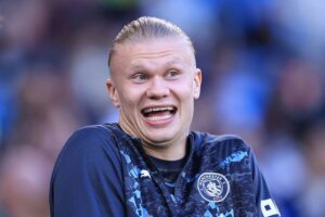 Новини спорту - ПСЖ і Баварія полюють за найбільш високооплачуваним футболістом Ман Сіті