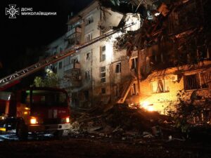 Новини України - У Миколаєві дрон поцілив у багатоповерхівку, є загиблий
