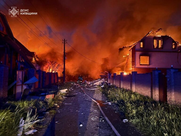 Новини України - Внаслідок комбінованої атаки загинули 12 осіб - МВС