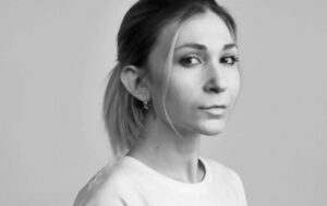 Новини України - ВР підтримала присвоєння звання Героя України загиблій журналістці Рощиній