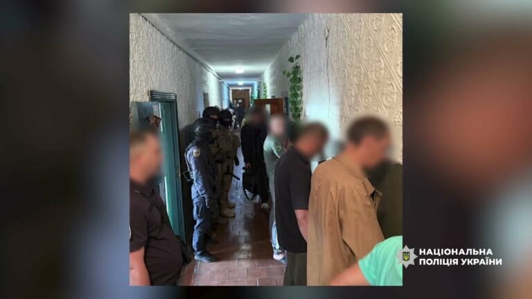 Замовила вбивство поліцейського за 5000 доларів: поліція викрила киянку та кримінальних авторитетів