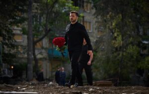 Новини України - Атака на Київ: Зеленський вшанував пам'ять жертв