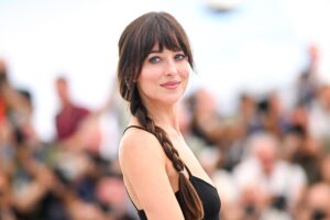 Новини культури - Дакота Джонсон і Кріс Мартін розійшлися після восьми років стосунків