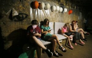 Без категорії - Дві стіни чи укриття: де безпечно перебувати під час повітряної тривоги