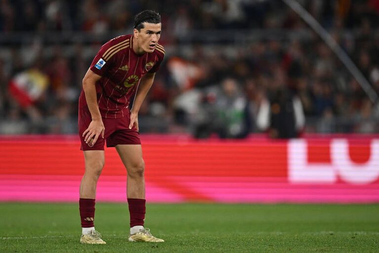 Новини спорту - Гравець, який конкурує з Довбиком, готується до зміни прописки