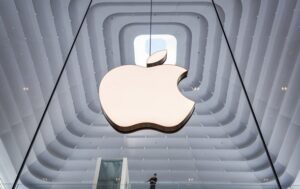 Новини бізнесу - На Apple подали до суду її акціонери