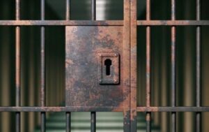 Новини України - На Харківщині у СІЗО до смерті забили увʼязненого: службовці під підозрою