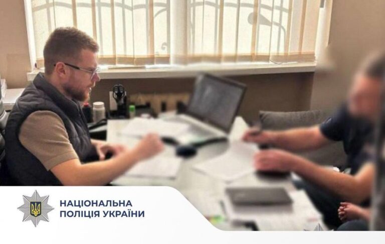 Новини України - Нарахував 2,2 млн за фіктивну роботу з-за кордону - судитимуть посадовця