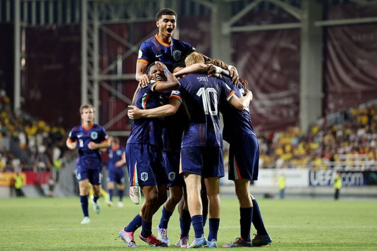 Новини спорту - Нідерландці вибороли місце у фіналі Євро U-19