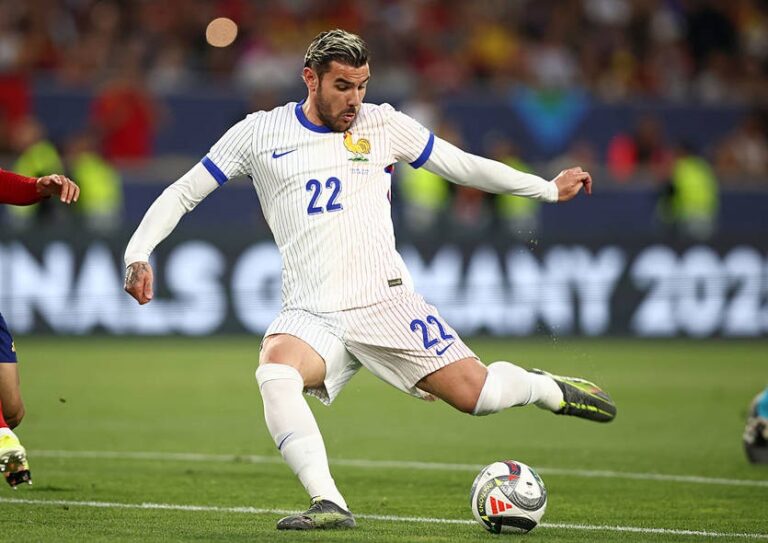 Новини спорту - Саудівський гранд пропонує Ернандесу феноменальний контракт