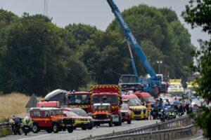 Новини України - Смертельне ДТП з українцями у Франції: стали відомі деталі