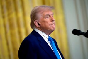 Новини світу - США скасували стратегію тиску на Кремль - ЗМІ