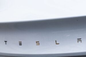Авто новини - Tesla очолила рейтинг вживаних авто в Україні