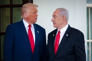 Новини світу - Трамп назвав Нетаньягу "героєм війни" і розкритикував суд над ним