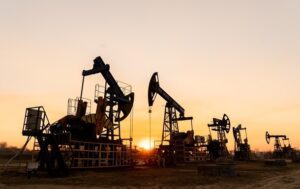Новини бізнесу - Ціни на нафту відреагували на удар по базах США