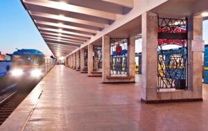 Новини Києва - У Києві завчасно відновили рух "червоною" гілкою метро
