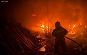 Новини України - Удар по Сумщині: троє загиблих, серед них - дитина