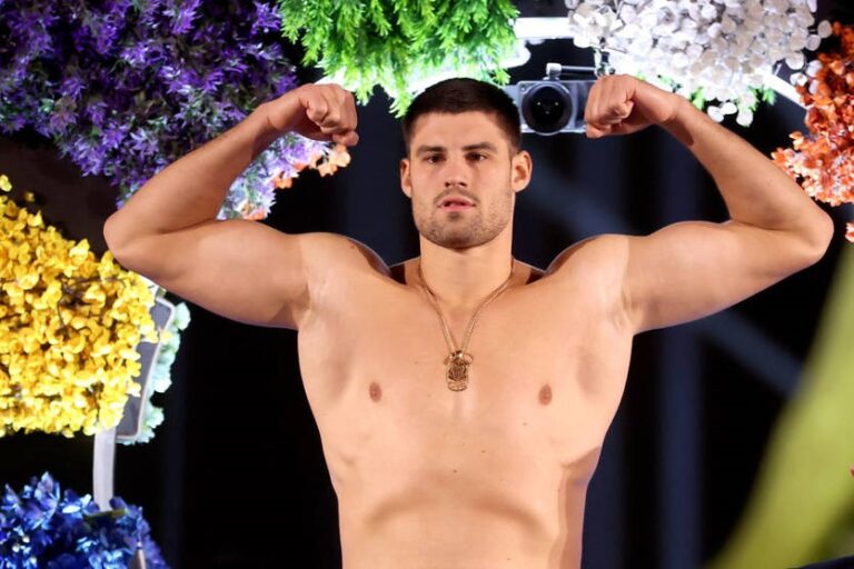 Новини спорту - В андеркарді поєдинку Усик - Дюбуа виступлять українські важковаговики