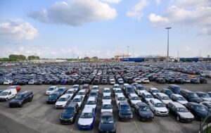 Авто новини - В Україні зріс попит на вживані авто з-за кордону