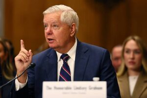 Новини світу - Грем застеріг Путіна від повторення іранських помилок