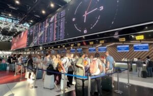 Новини світу - Хакери знищили тисячі серверів Аерофлота: скасовано десятки рейсів