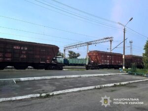 Новини України - На Рівненщині підліток отримав удар струмом у 27 тисяч вольт на вагоні