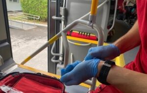 Новини України - Росіяни атакували з дрона чоловіка у Херсоні