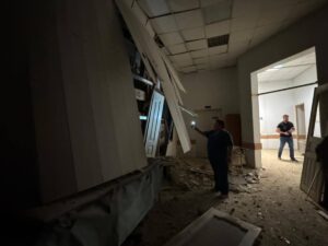 Новини України - Росіяни обстріляли лікарню в Херсоні: є поранені