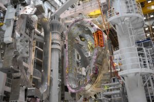 Новини світу - Росію не виключать з проєкту термоядерного реактора ЄС