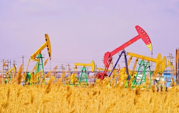 Новини бізнесу - Саудівська Аравія та ОАЕ збільшили видобуток нафти у червні