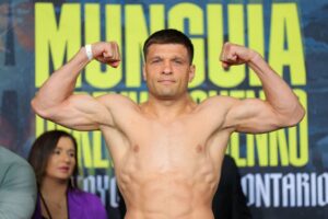 Новини спорту - Технічний нокаут, шостий раунд: Дерев’янченко повернувся, щоб перемогти