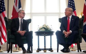 Новини світу - Трамп пояснив Стармеру, як йому перемогти на виборах популістів