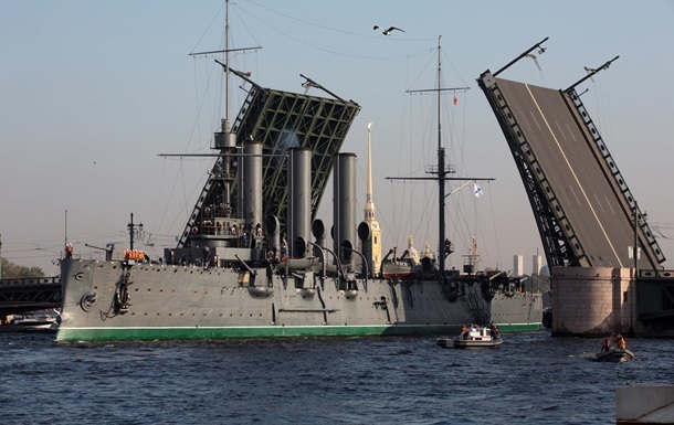 Новини світу - У Петербурзі вперше скасували військово-морський парад - ЗМІ
