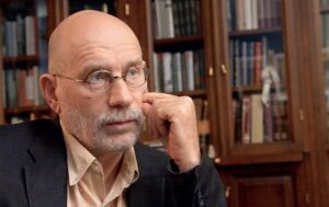 Новини світу - У РФ письменника Бориса Акуніна заочно засудили до 14 років ув'язнення
