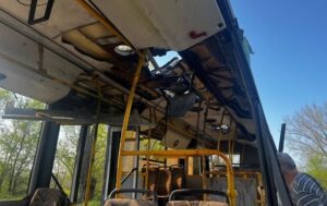 Новини України - Удар РФ по автобусу на Сумщині: загинули троє людей