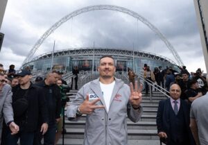 Новини спорту - Я зроблю це: Усик висловився щодо нокауту в бою з Дюбуа