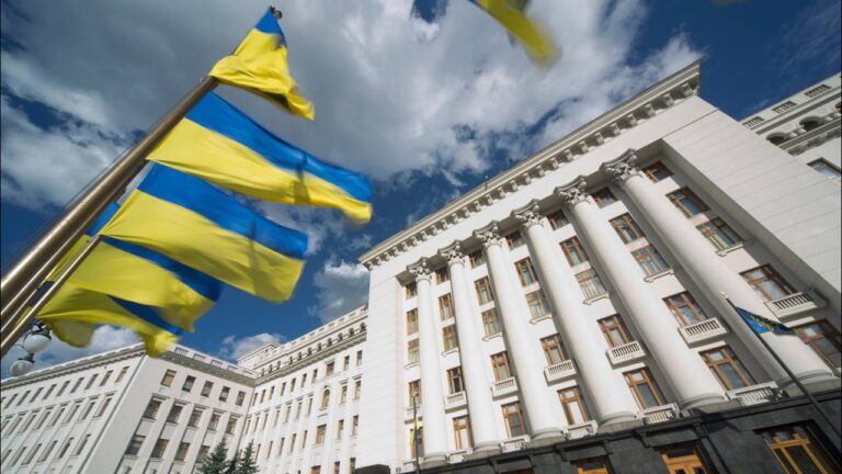Урочисті заходи до Дня Державного прапора
