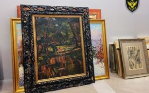 Новини України - АРМА передасть музею арештовані картини Медведчука