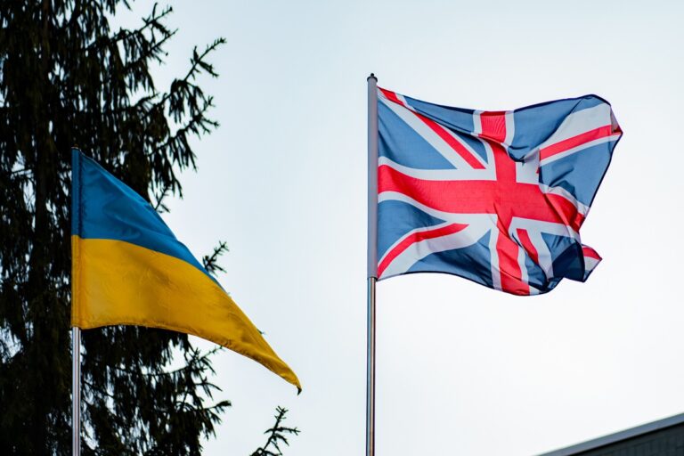 Новини світу - Британія продовжить навчання українських військових до кінця 2026-го