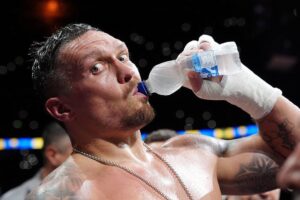 Новини спорту - Директор Усика просить задуматися, скільки здоров’я може віднімати бокс