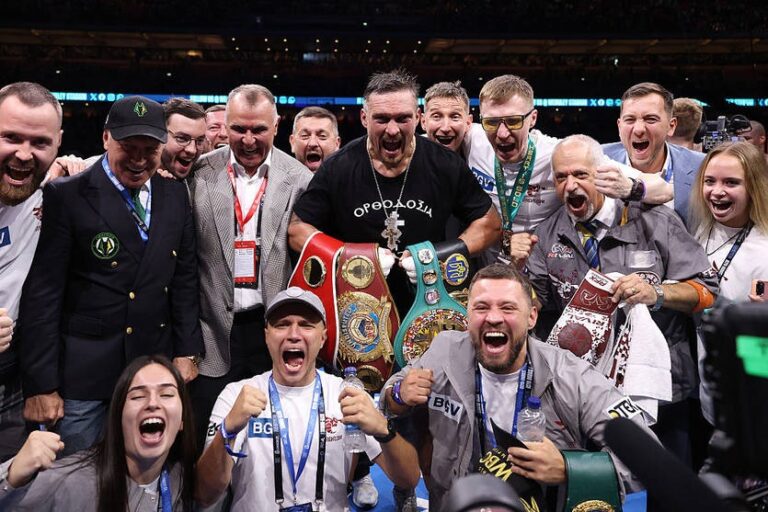 Новини спорту - Катмен Усика бачить рівнозначні шанси в різних боксерів на бій з Усиком
