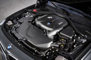 Авто новини - Mercedes розглядає співпрацю з BMW у сфері бензинових двигунів