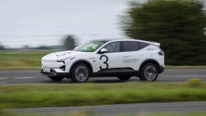 Авто новини - Polestar 3 оновив рекорд пробігу на одному заряді серед електрокросоверів