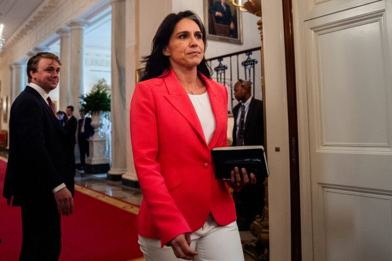 Новини світу - США перестали ділитися з союзниками даними про переговори між РФ і Україною